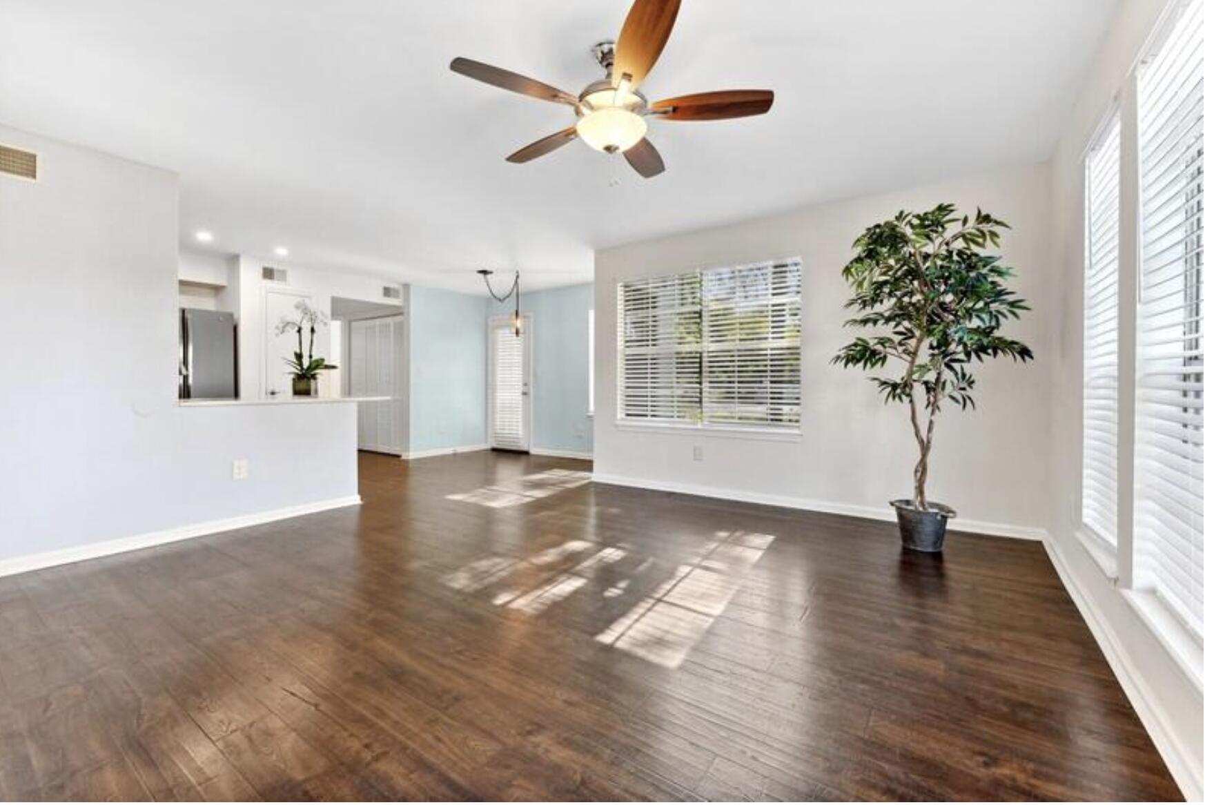 1205 Crystal Way Unit G