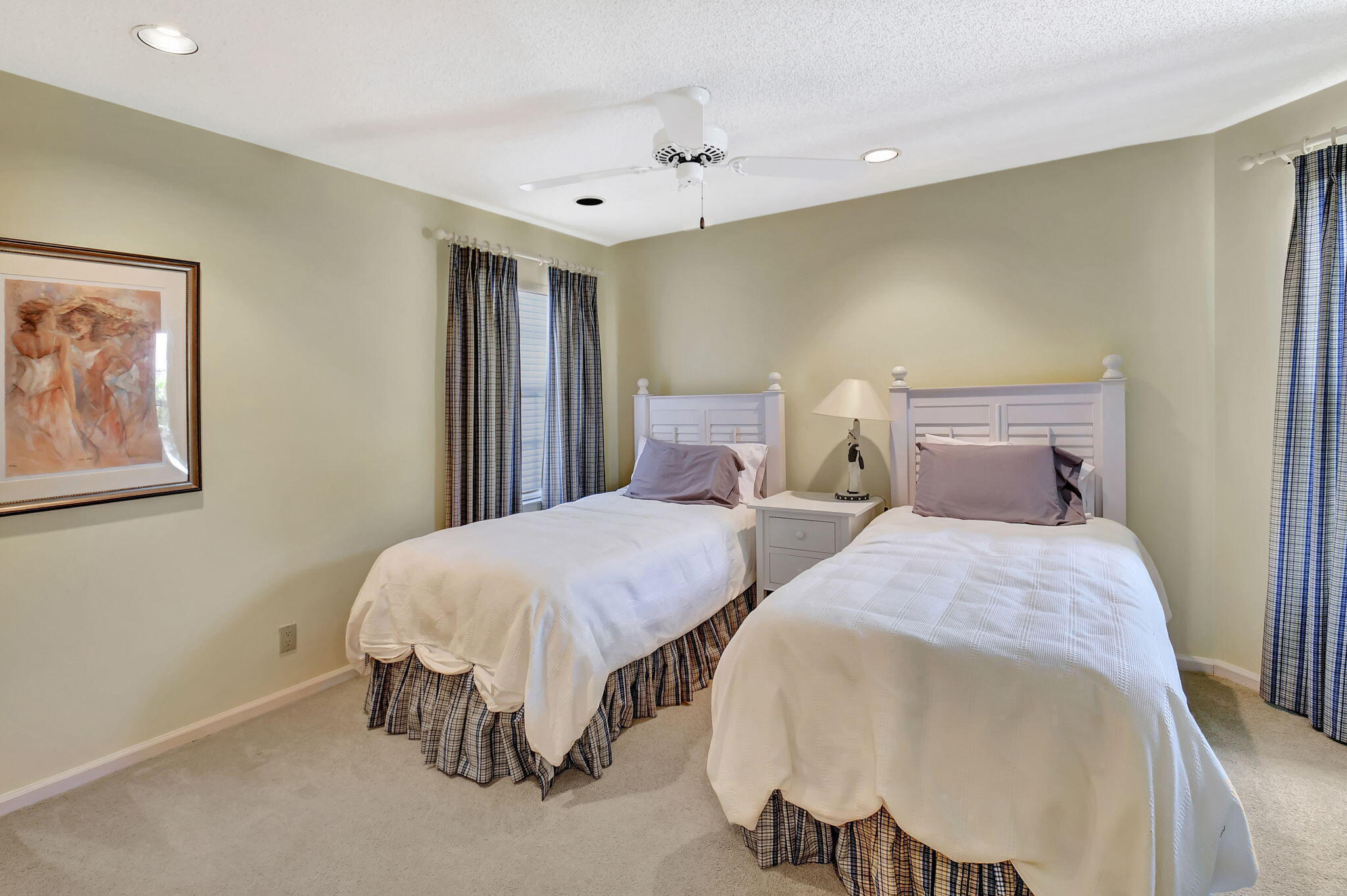 2462 NW 66th Drive