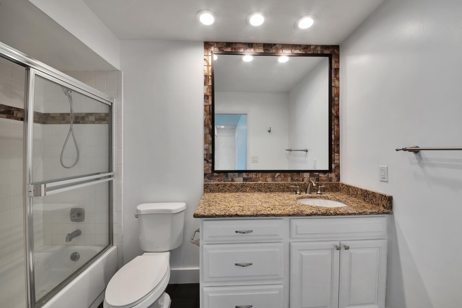 5529 Lakeview Mews Terrace