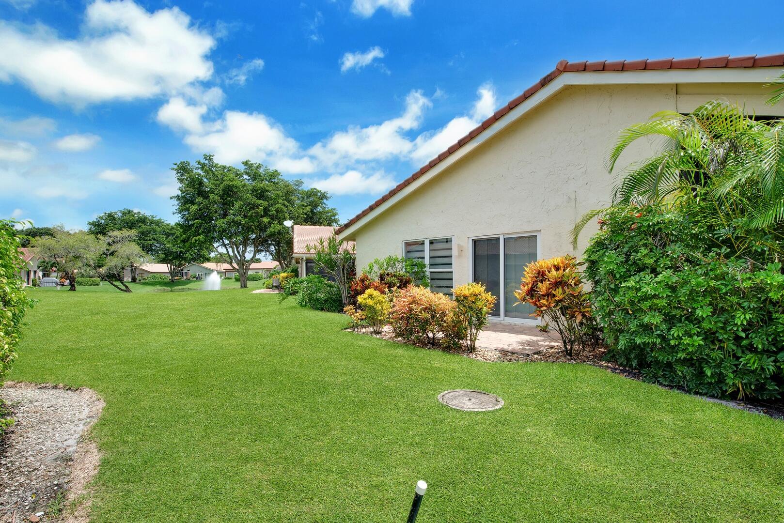 5529 Lakeview Mews Terrace