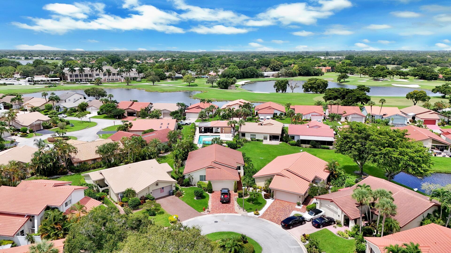 5529 Lakeview Mews Terrace