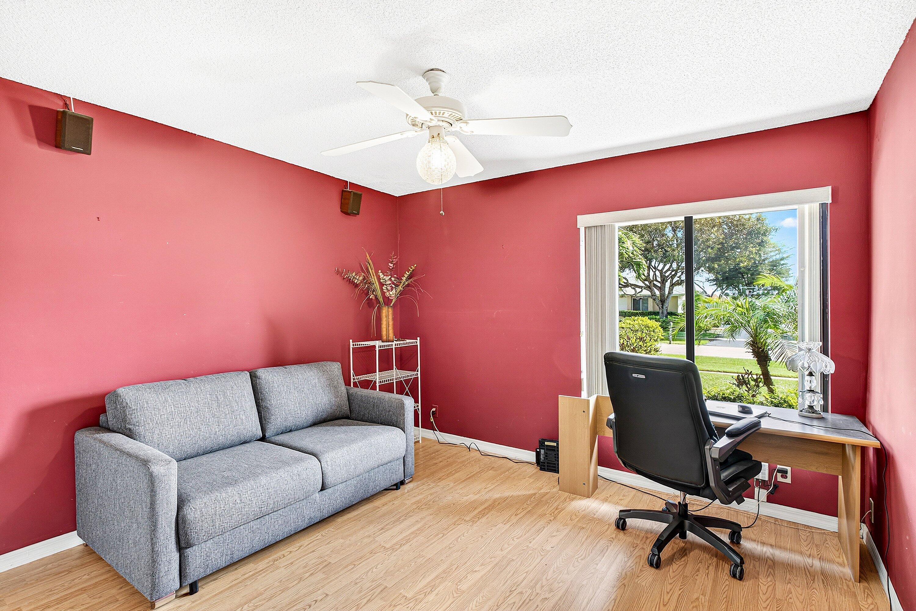 10299 S 186th Ct S S