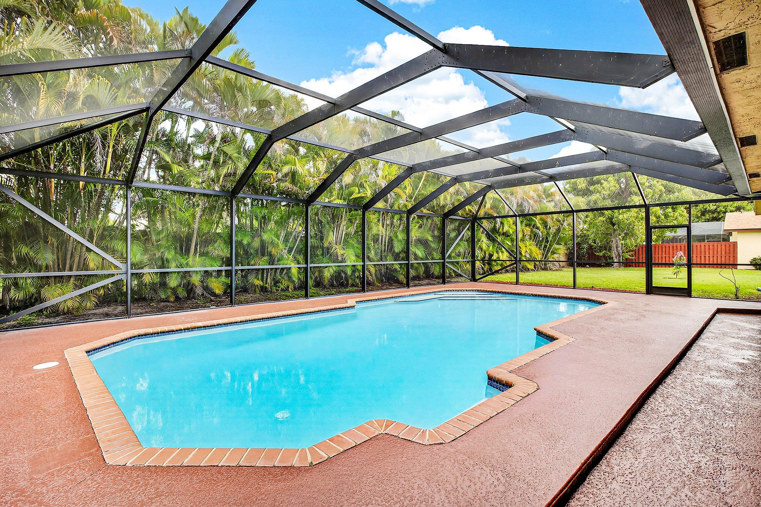 10299 S 186th Ct S S