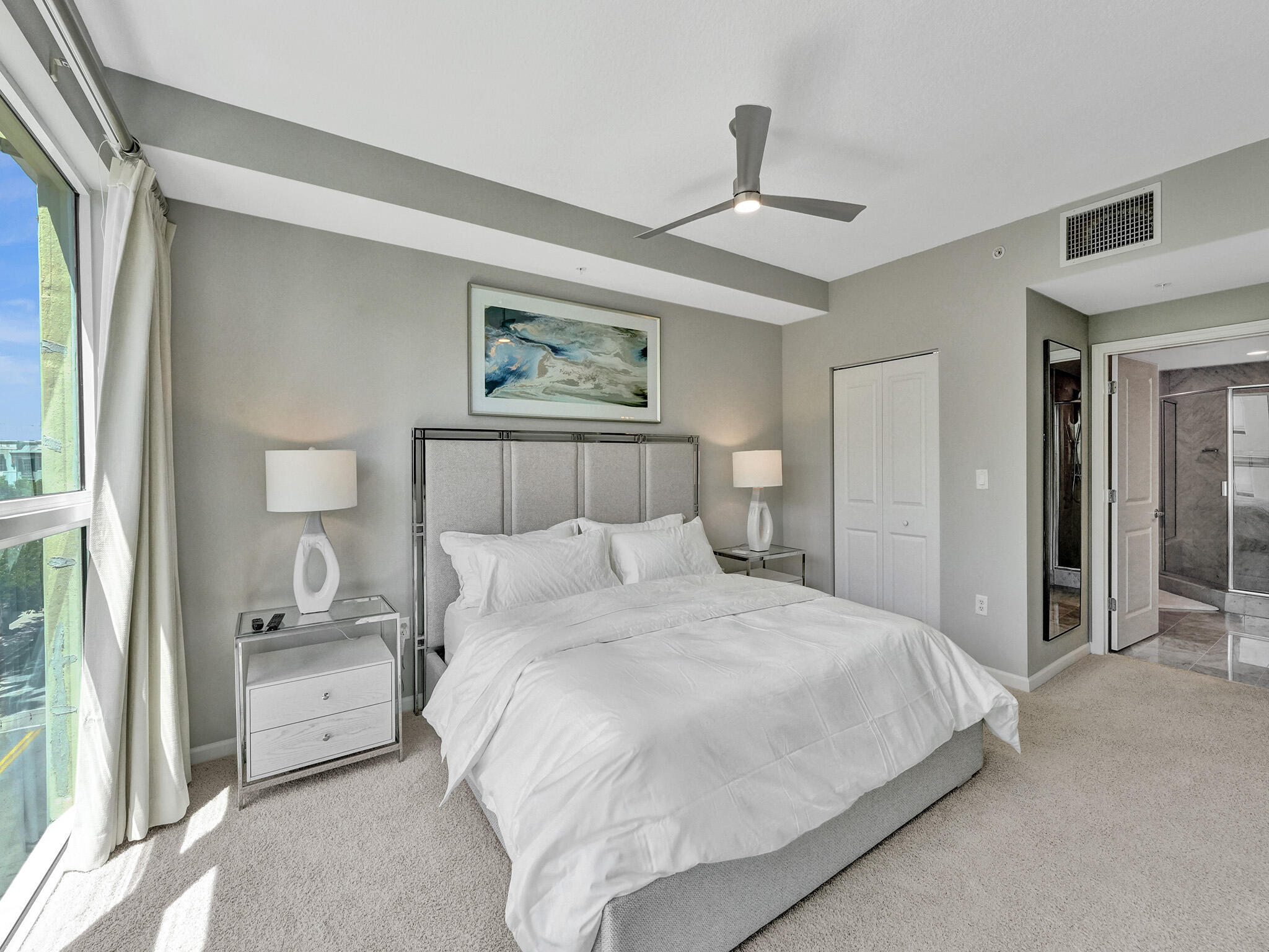 225 NE 1st Street 412