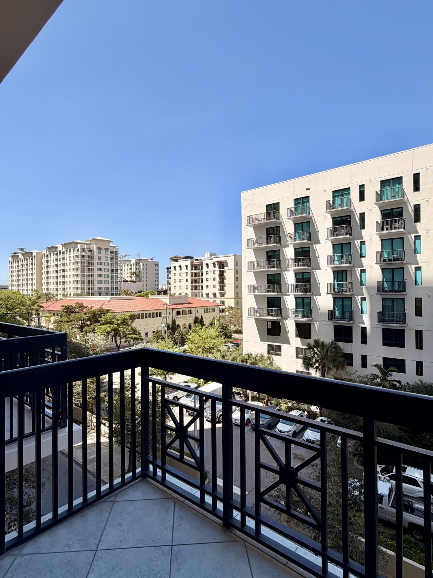 701 S Olive Avenue 317