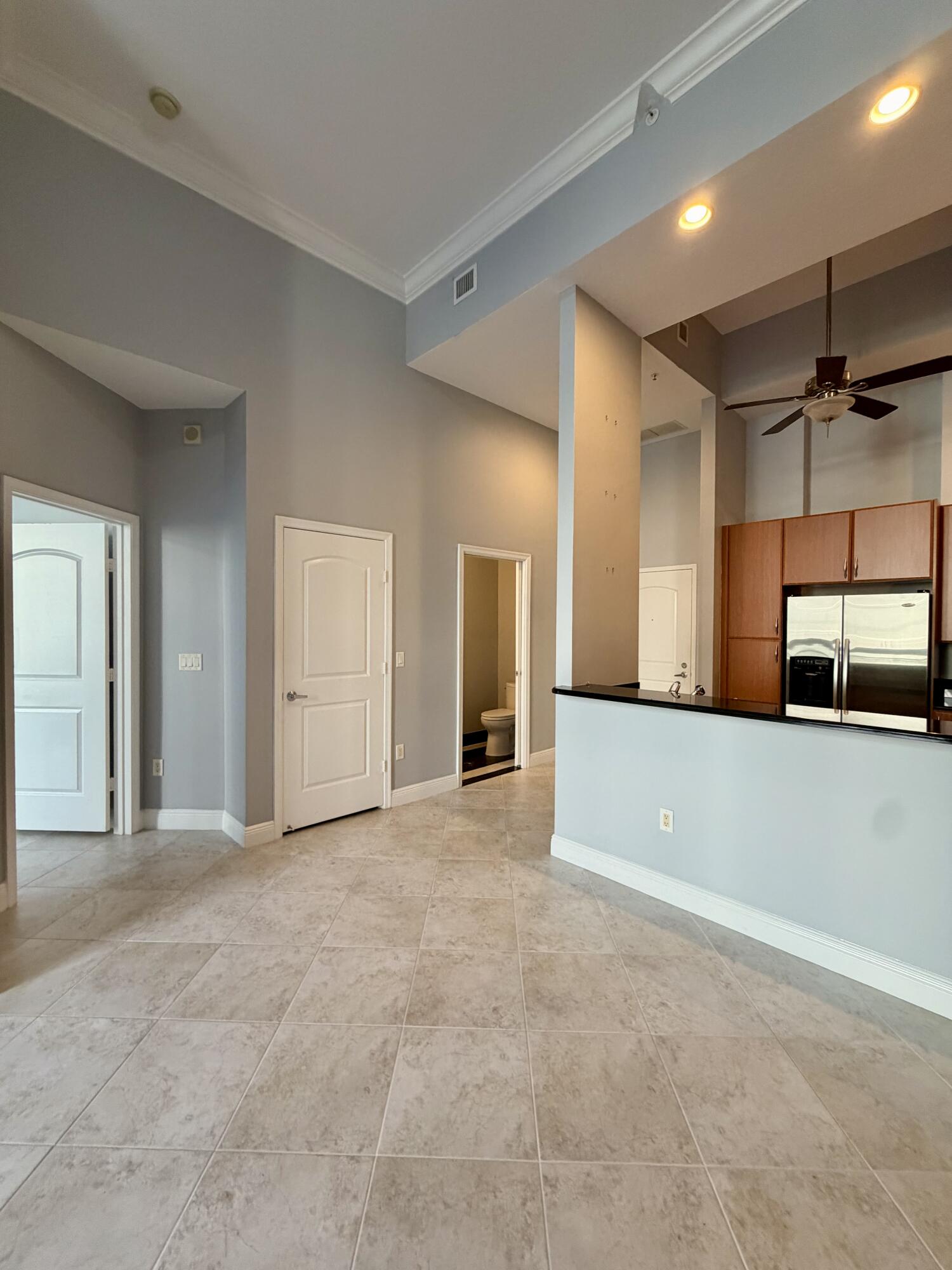 701 S Olive Avenue 317