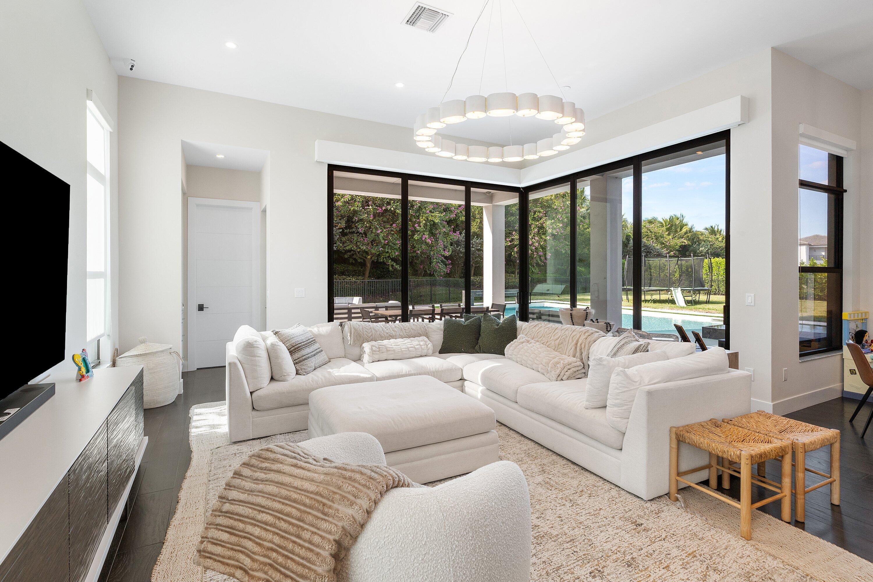 17464 Ponte Chiasso Drive