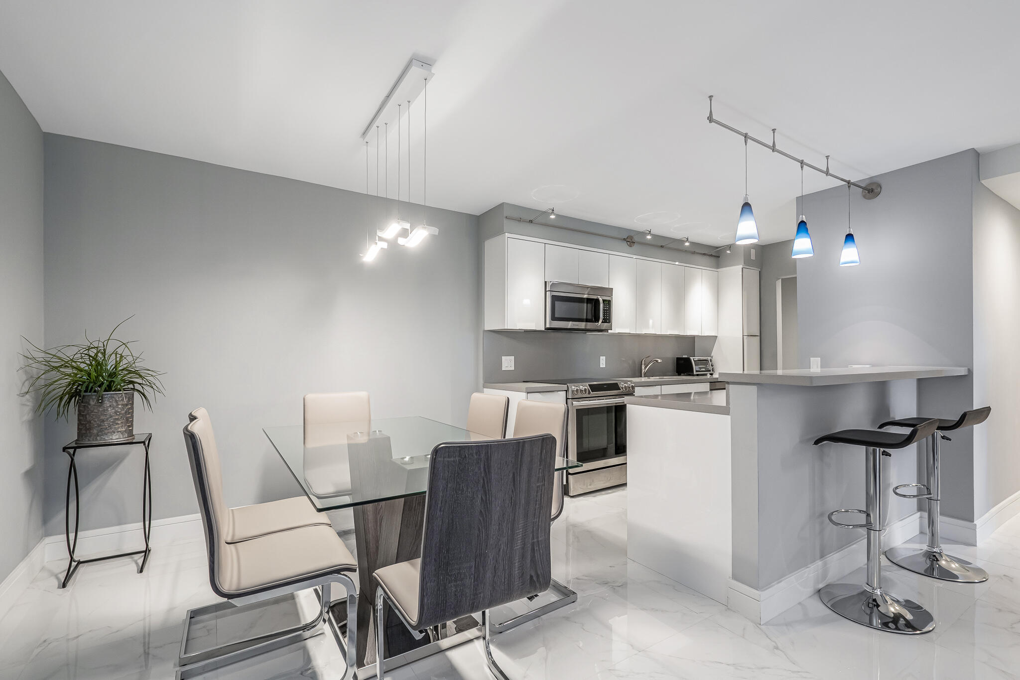 1111 S Ocean Boulevard 5200