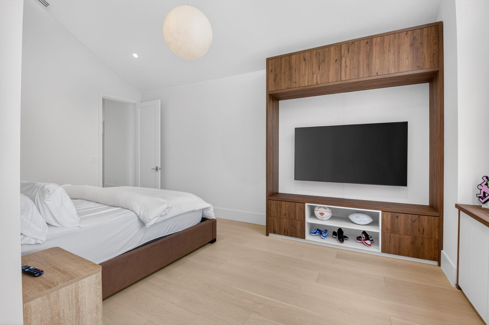 5846 NW 24th Avenue 202