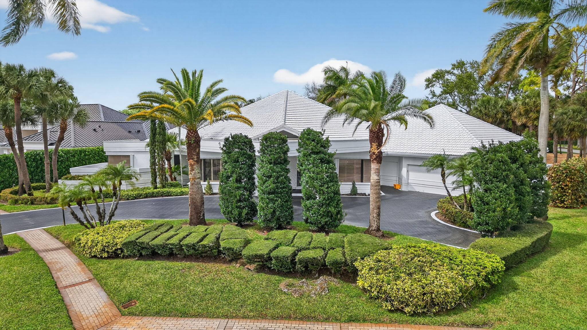 7215 Ballantrae Court