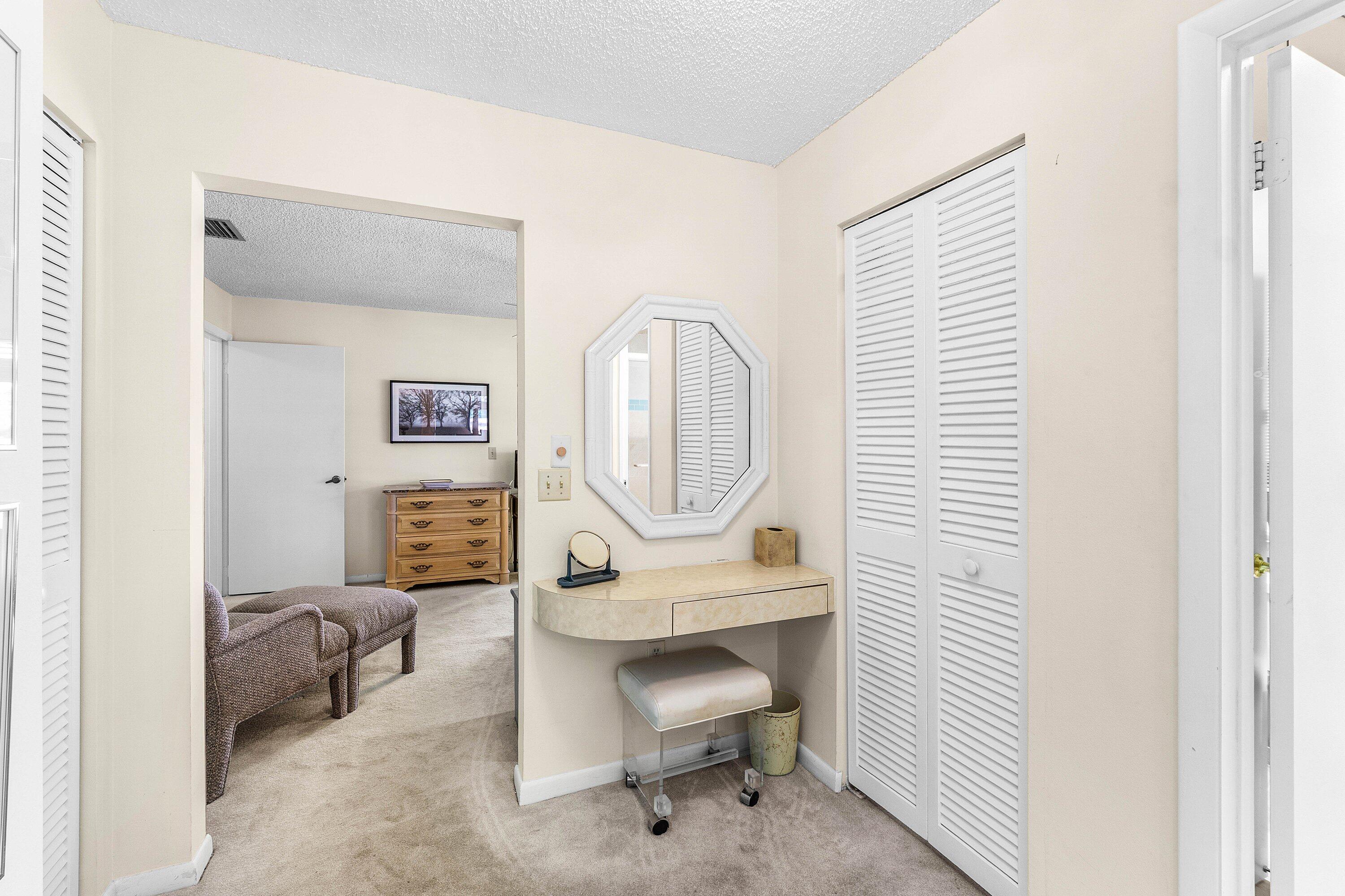 7809 Lakeside Boulevard 4