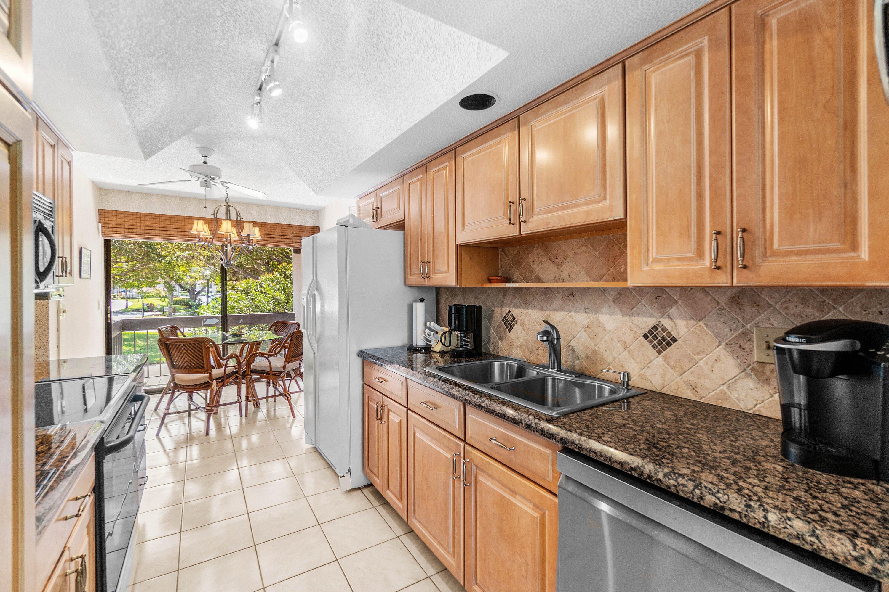 7809 Lakeside Boulevard 4