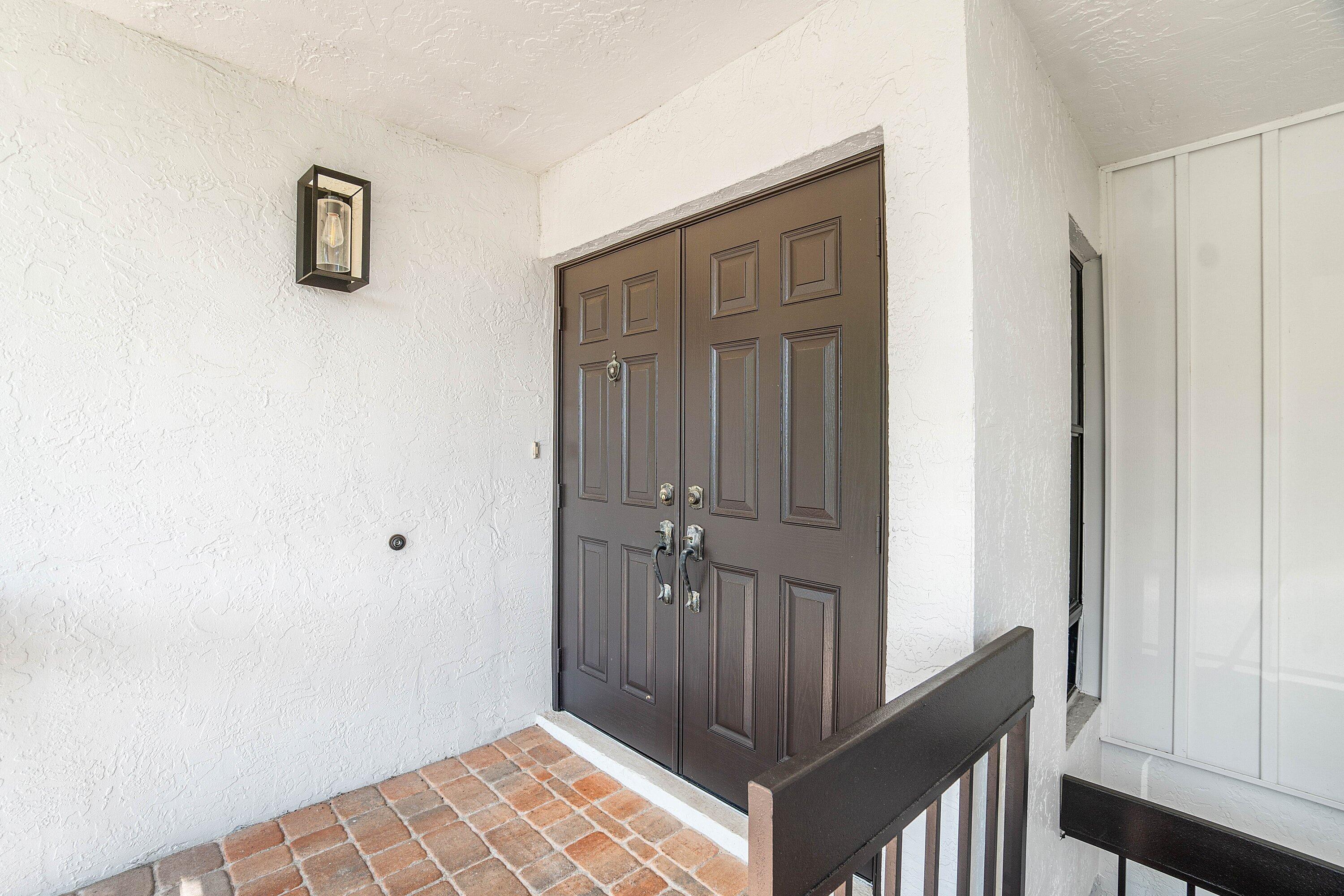 7809 Lakeside Boulevard 4