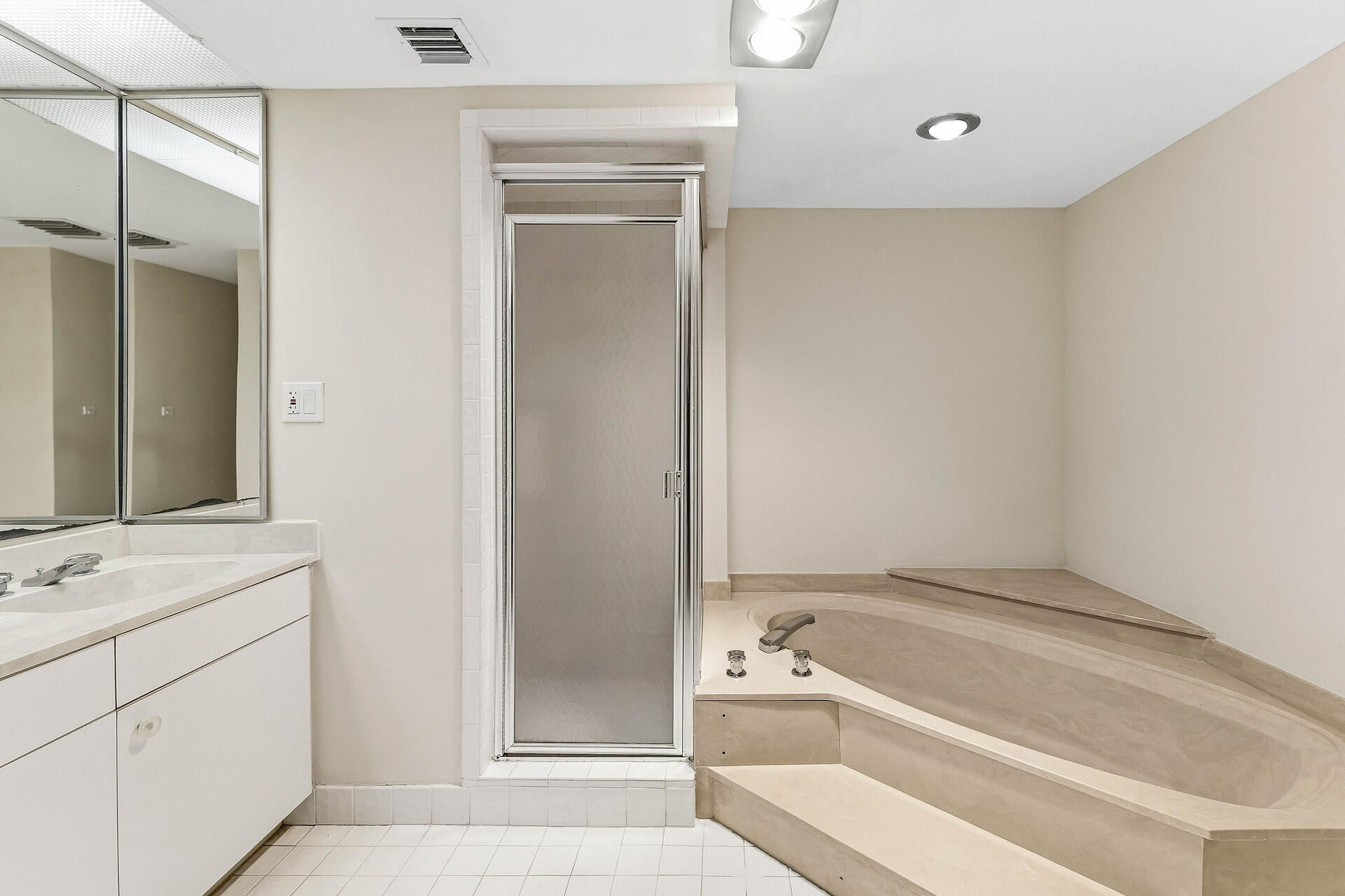 3440 S Ocean Boulevard 502s