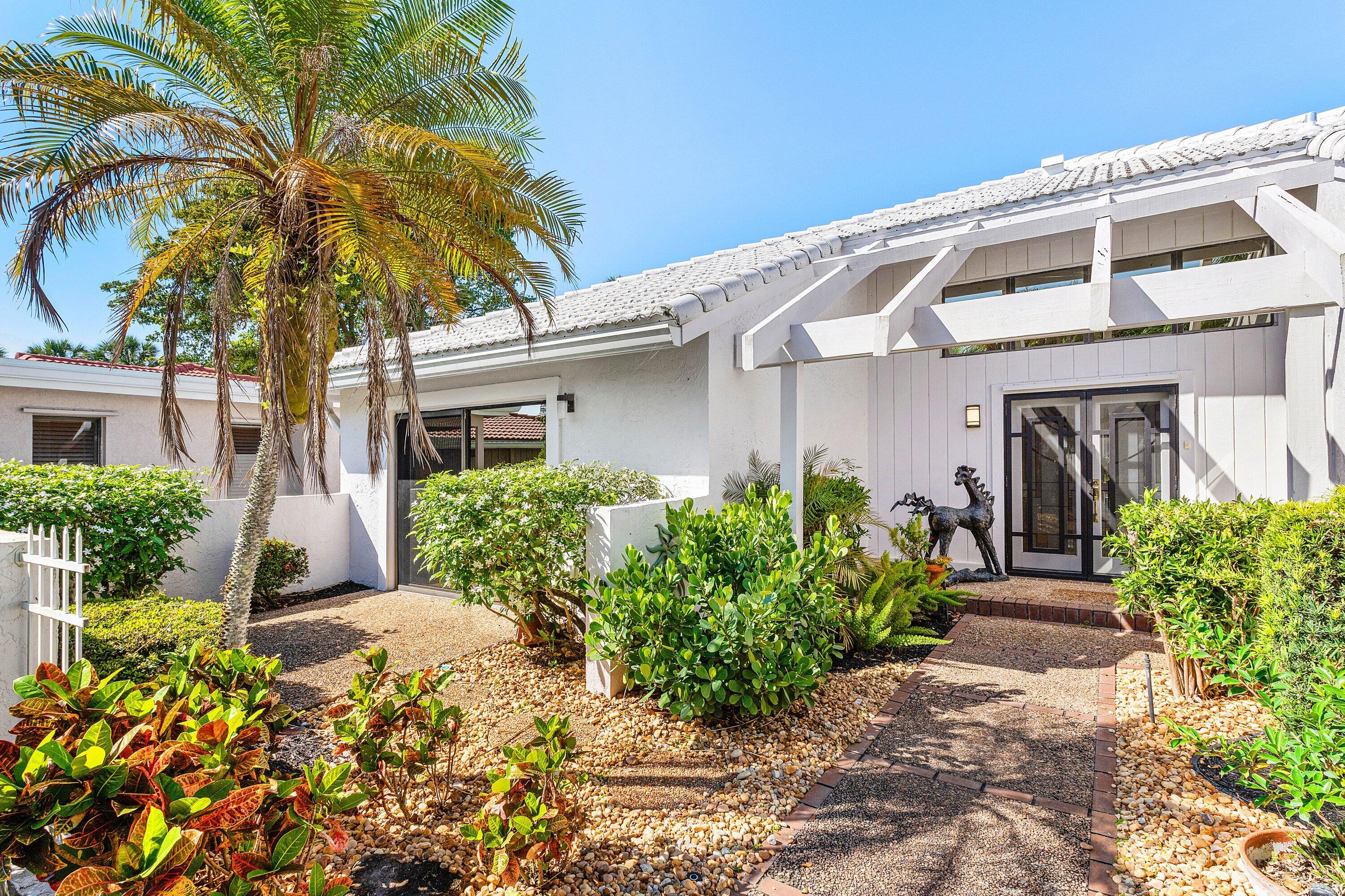 35 Estate Drive