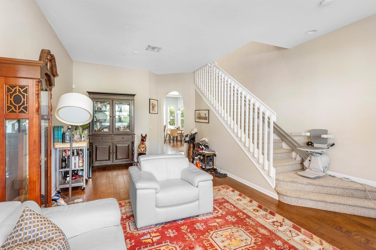 1875 Highland Grove Drive