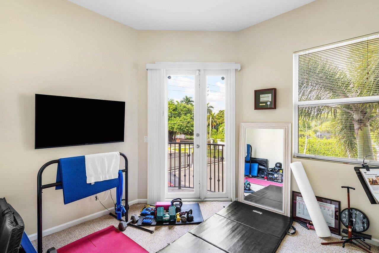 1875 Highland Grove Drive