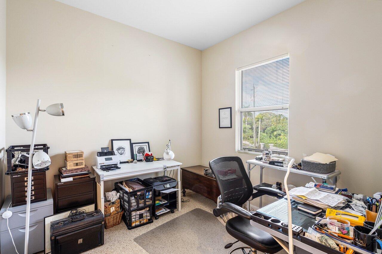 1875 Highland Grove Drive