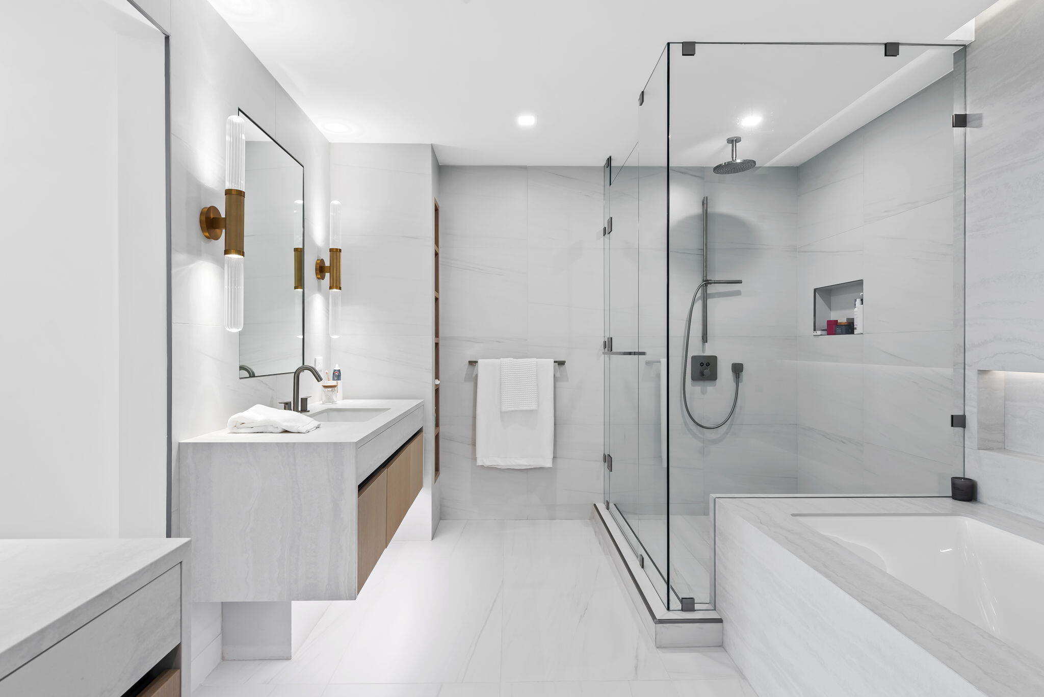 900 N Ocean Boulevard 1404