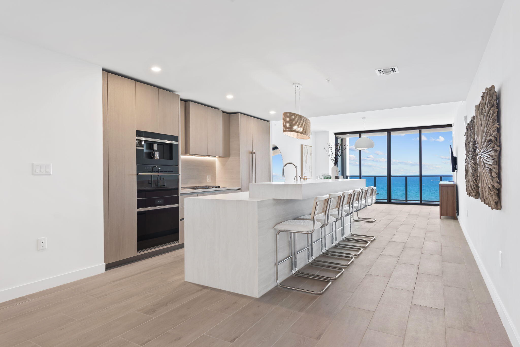 900 N Ocean Boulevard 1404