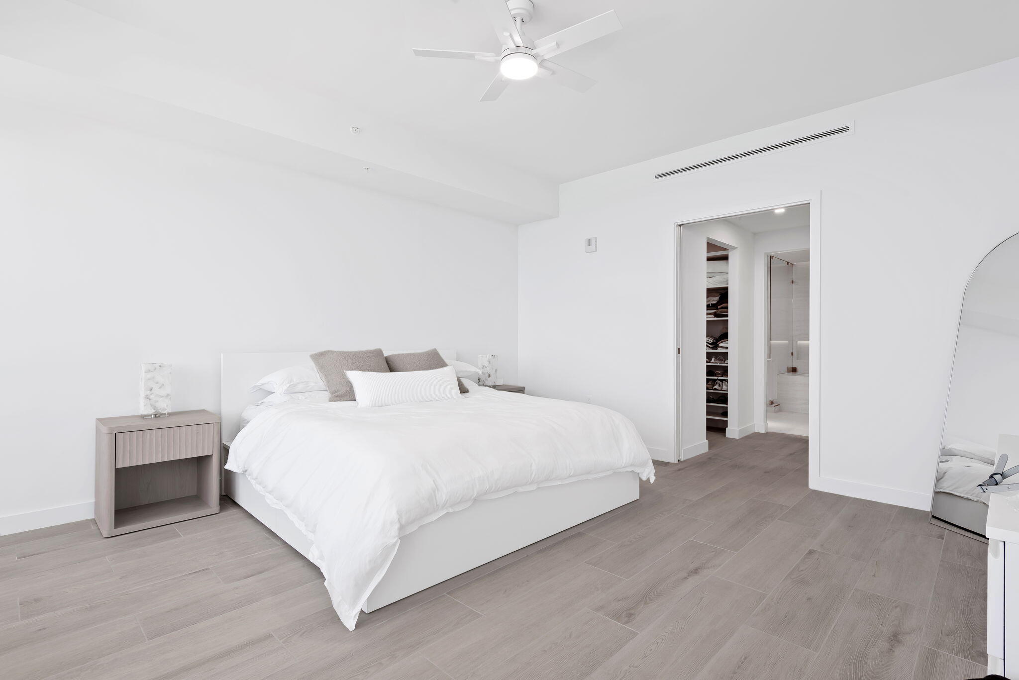 900 N Ocean Boulevard 1404