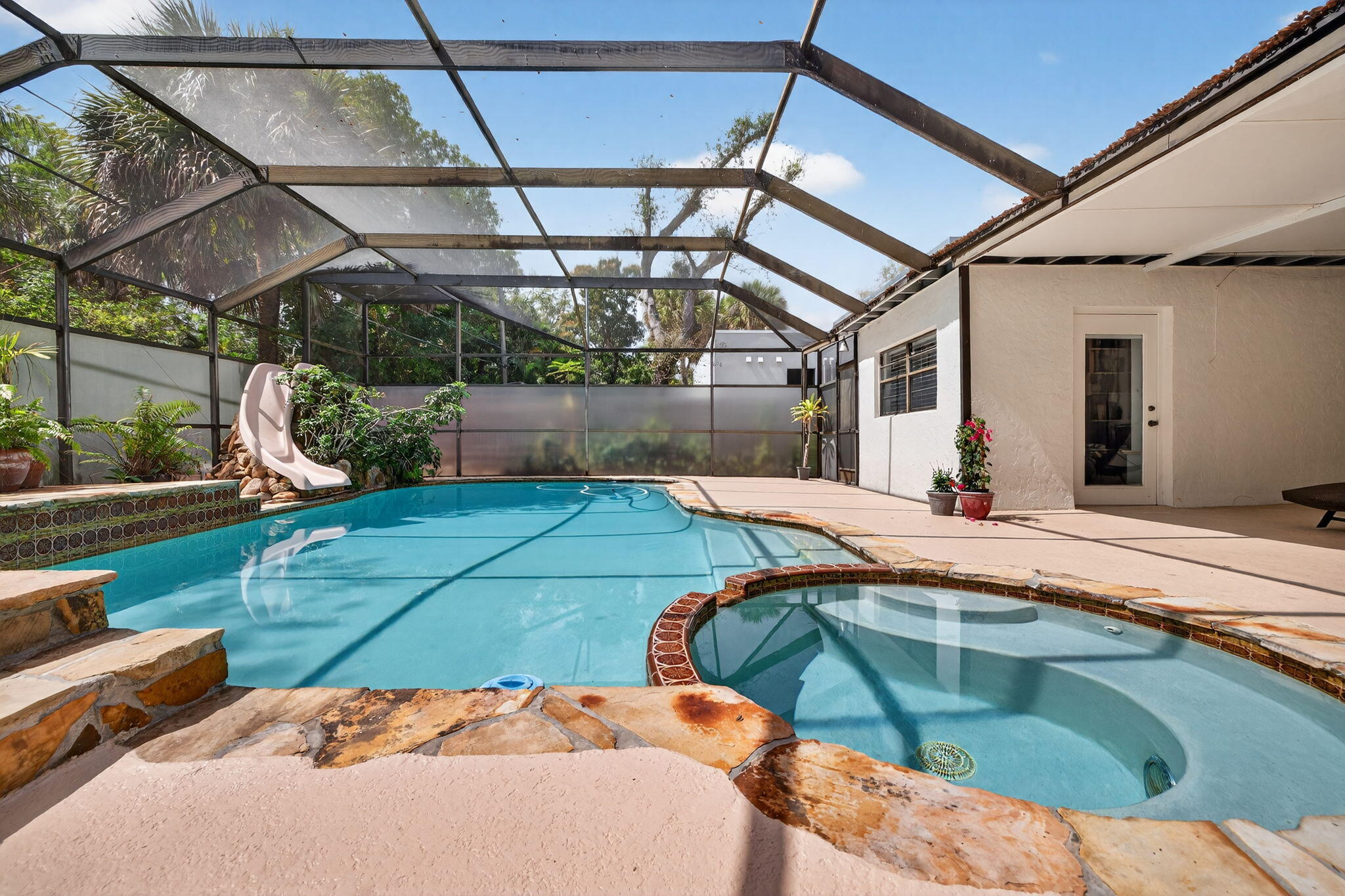 1720 SW 14th Street