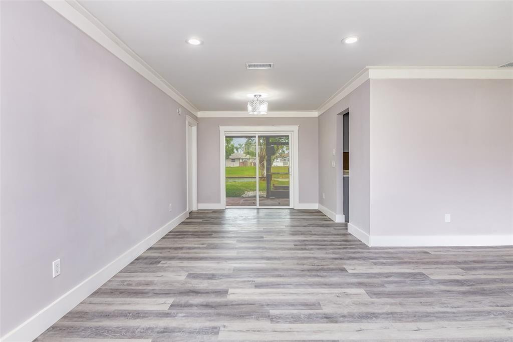 22500 Labrador Street