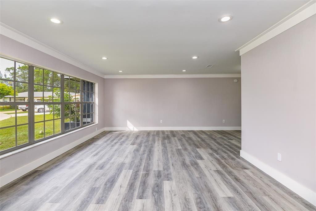 22500 Labrador Street