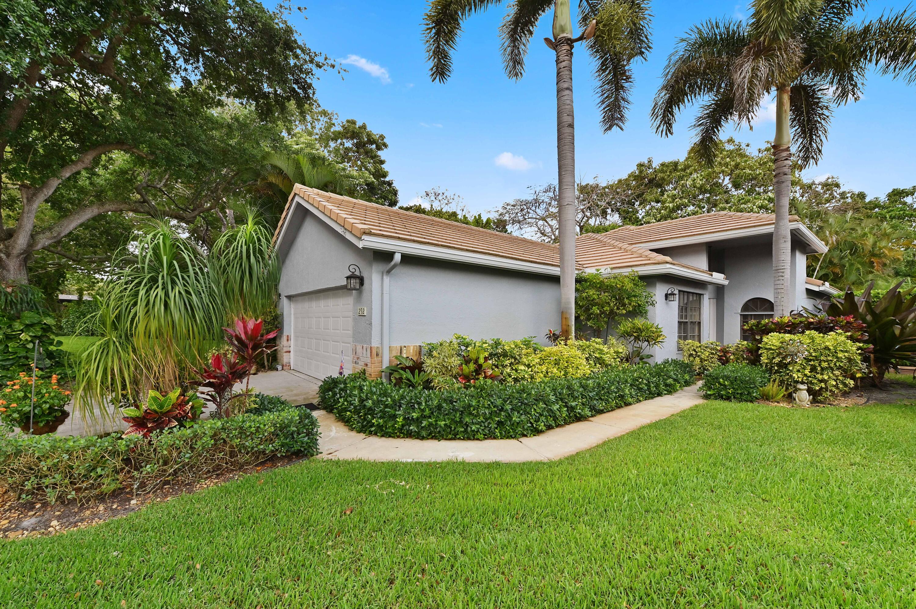 292 Sherwood Forest Drive