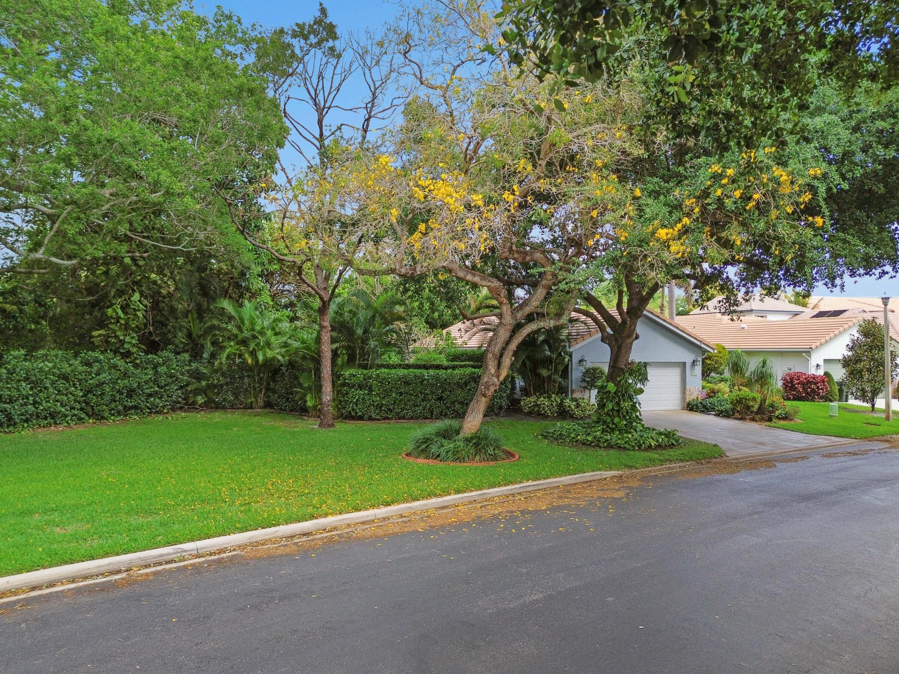 292 Sherwood Forest Drive