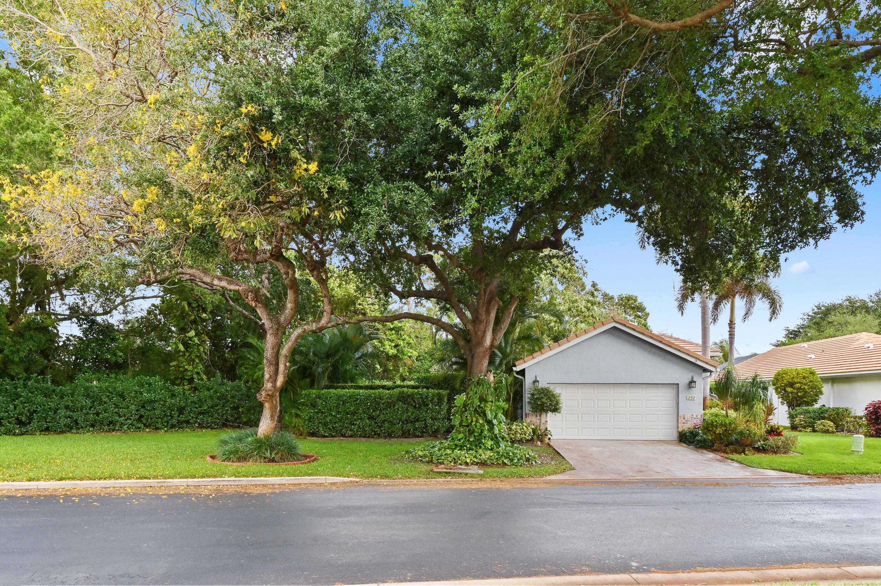 292 Sherwood Forest Drive
