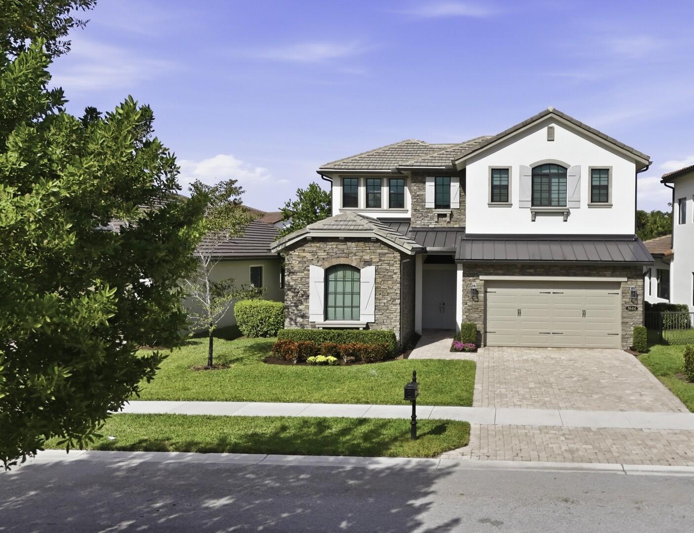 8644 Grand Prix Lane