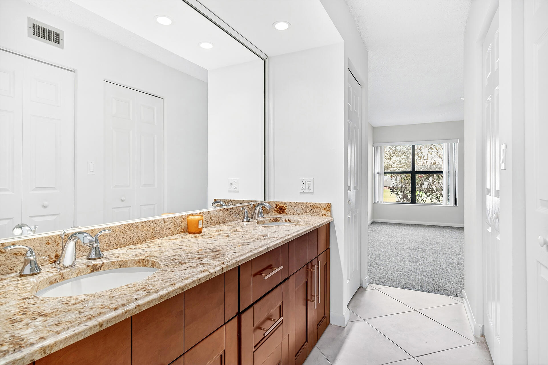 5021 Oak Hill Lane 115