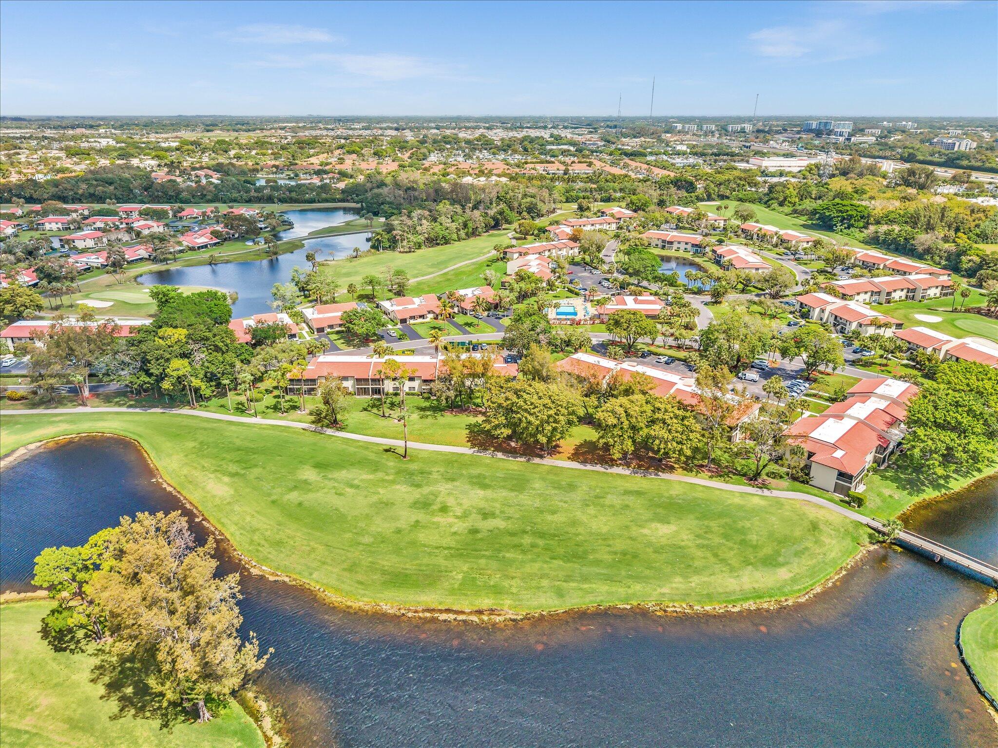 8410 Casa Del Lago