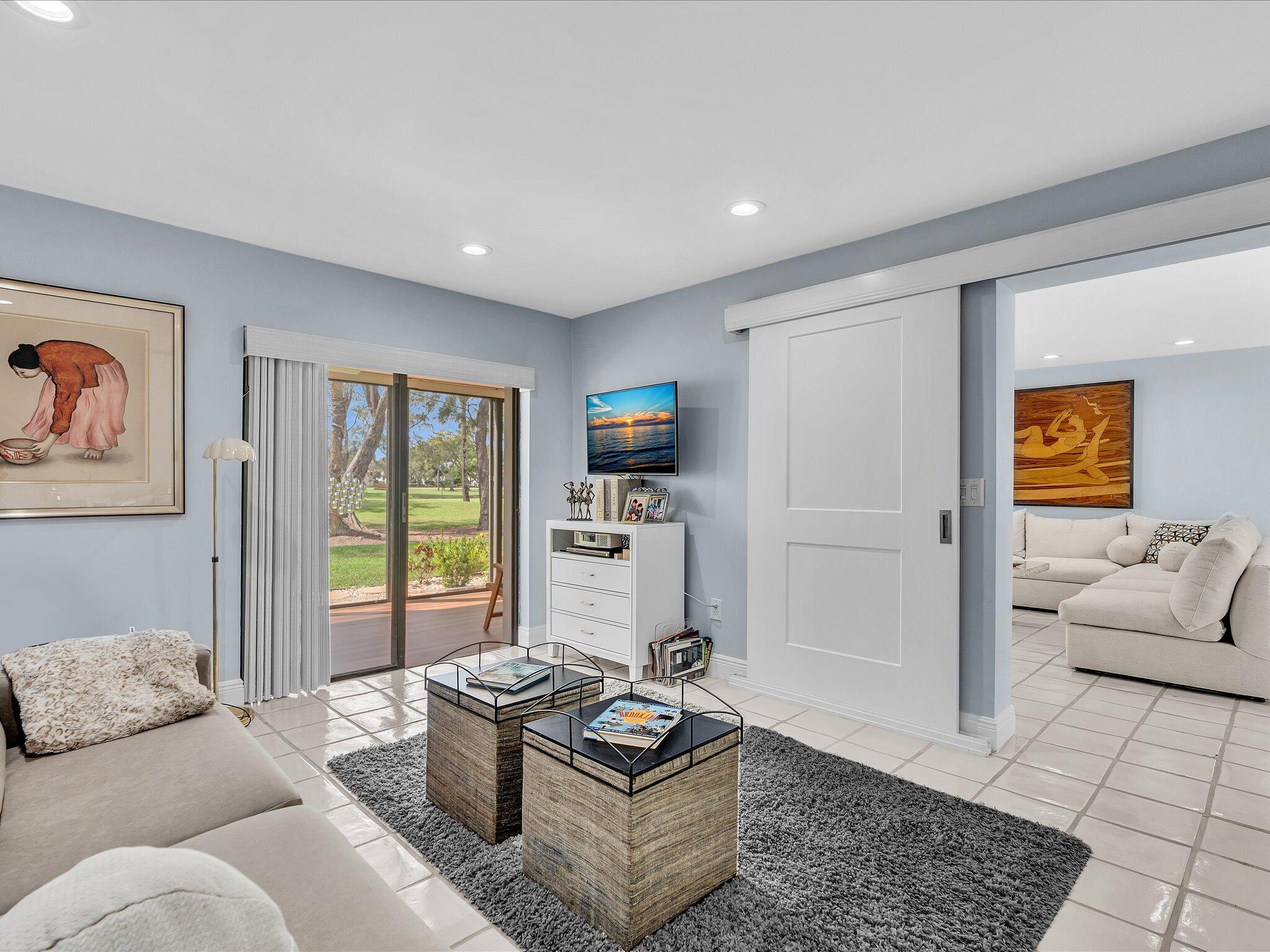 8410 Casa Del Lago
