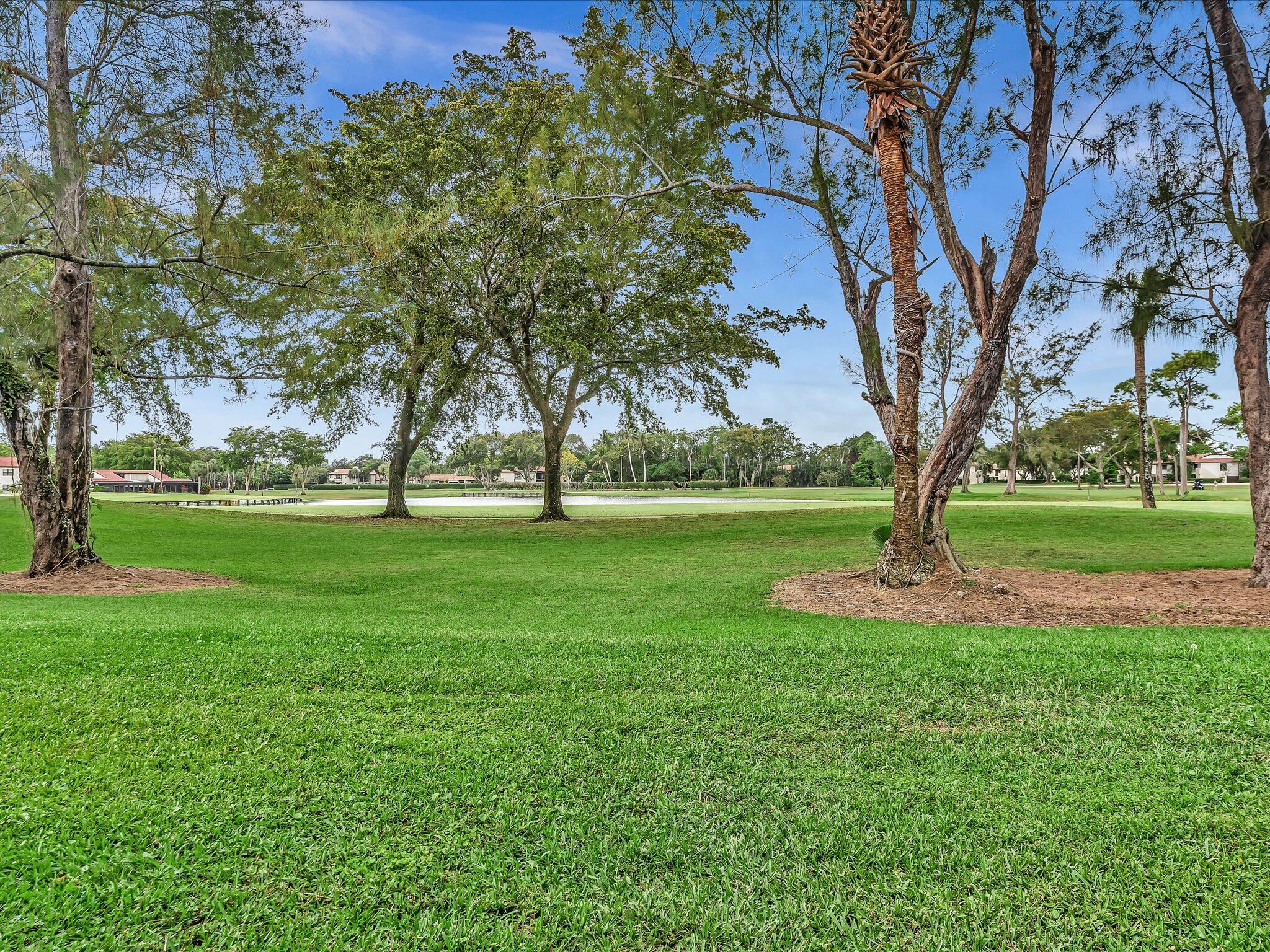 8410 Casa Del Lago