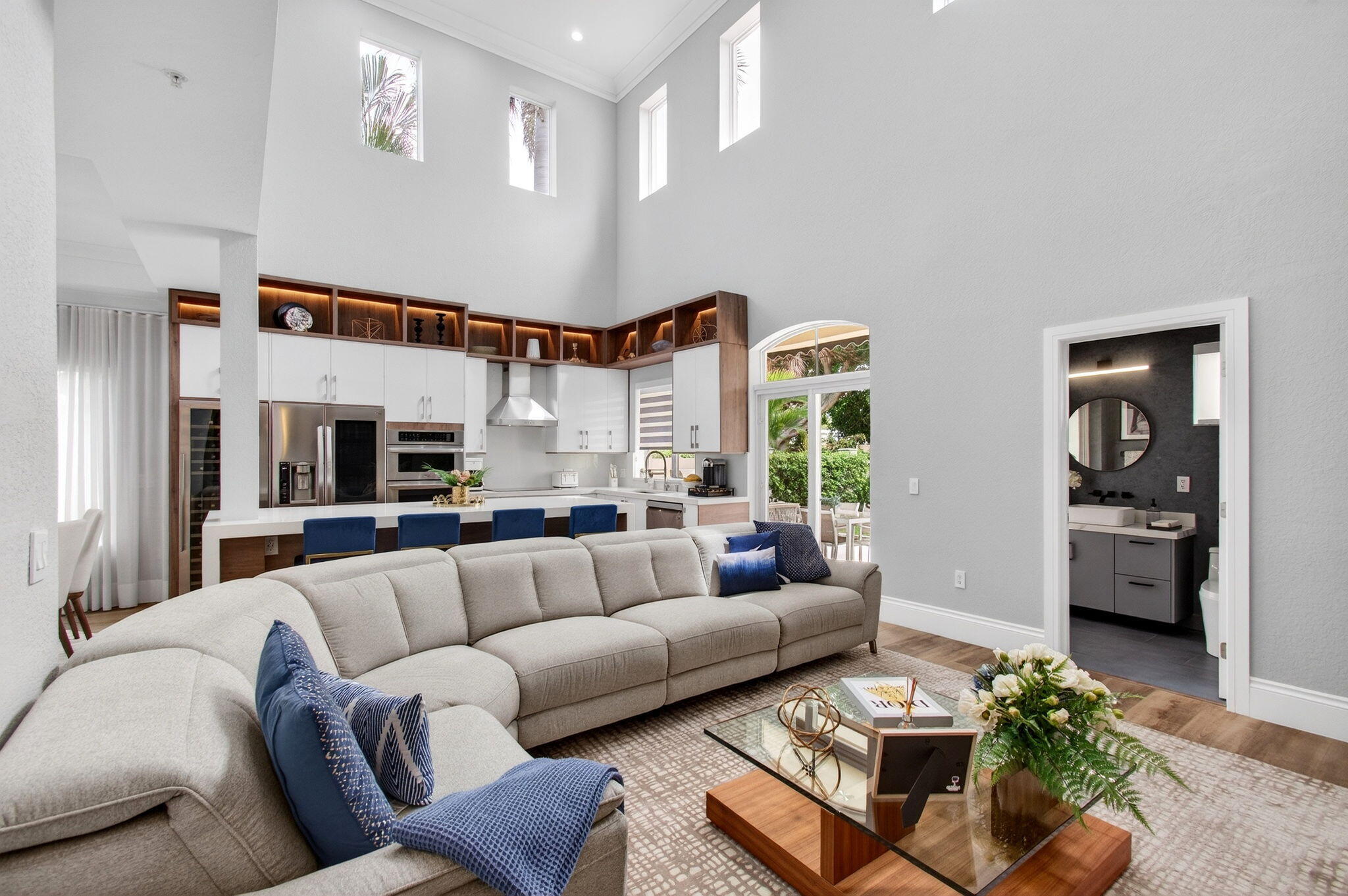 1942 NE 6th Street C