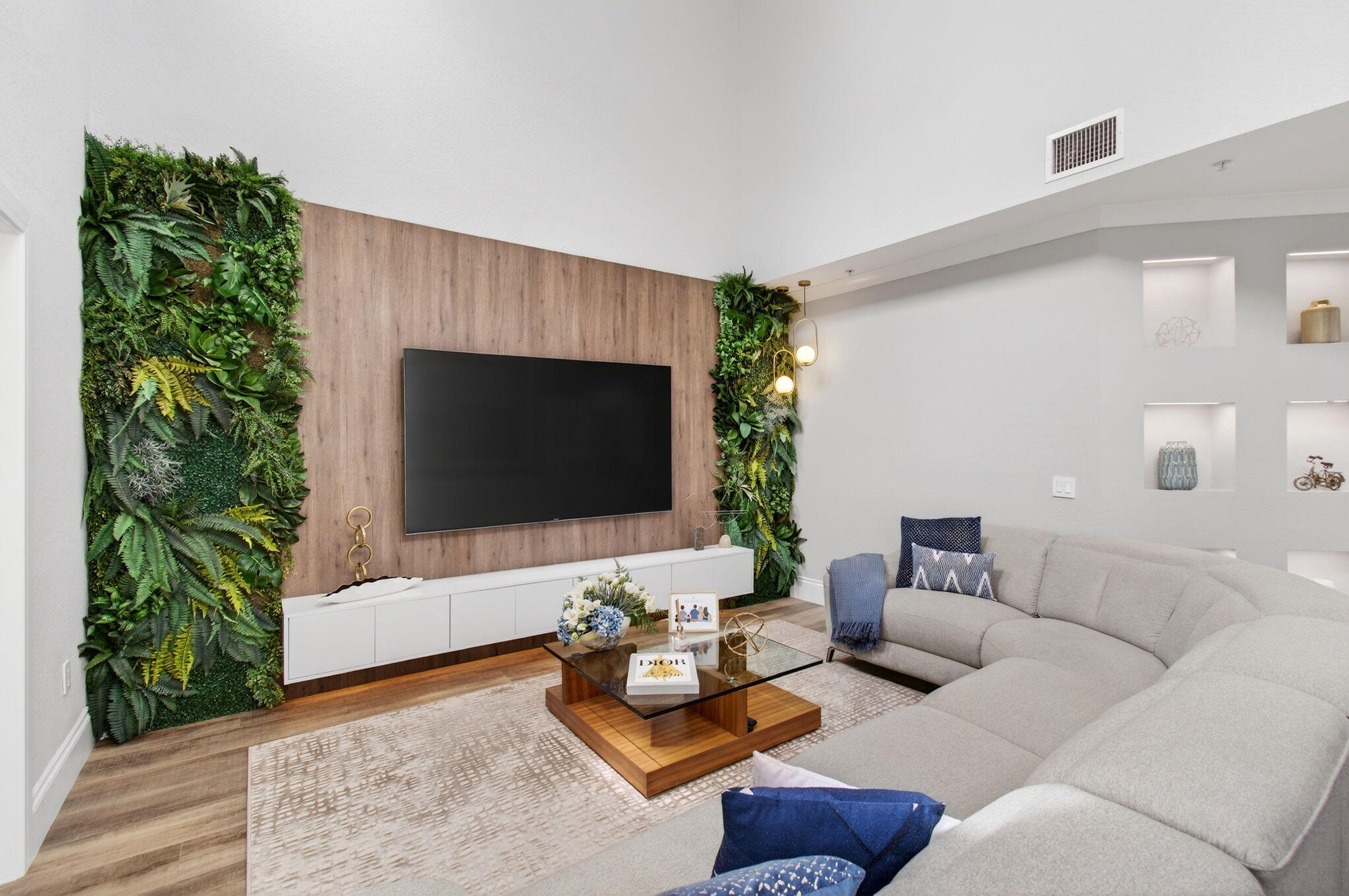 1942 NE 6th Street C