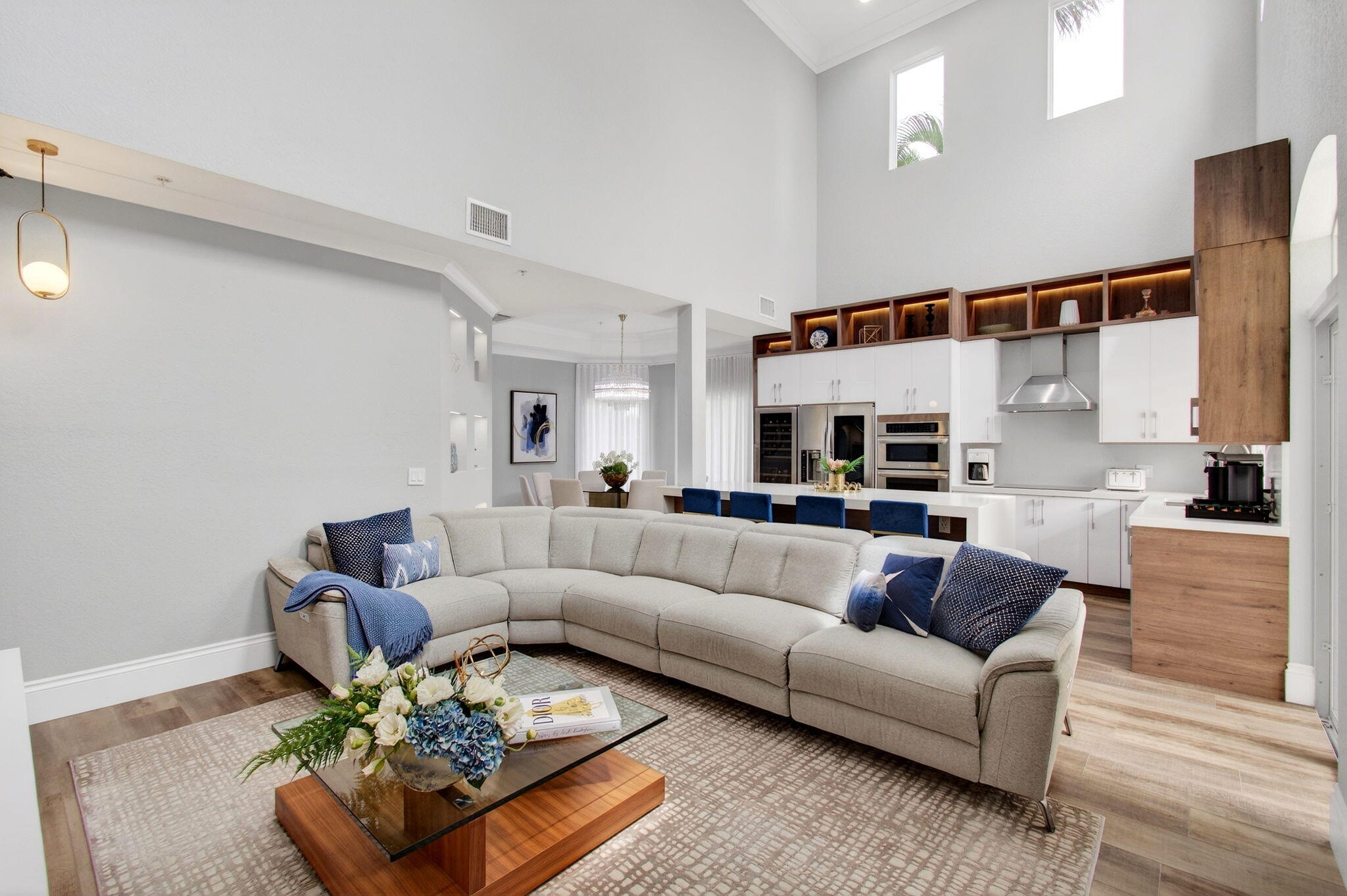 1942 NE 6th Street C