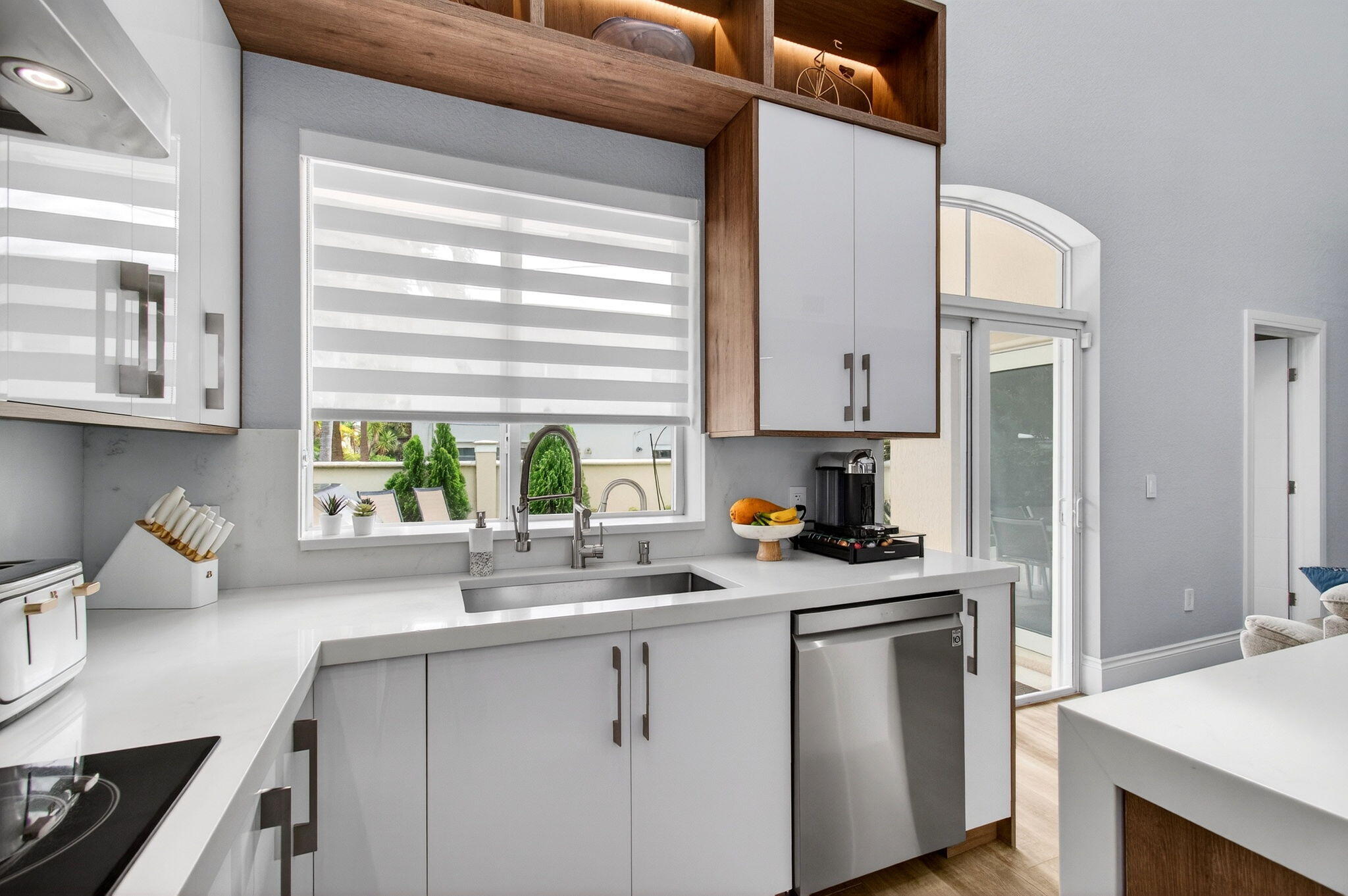 1942 NE 6th Street C