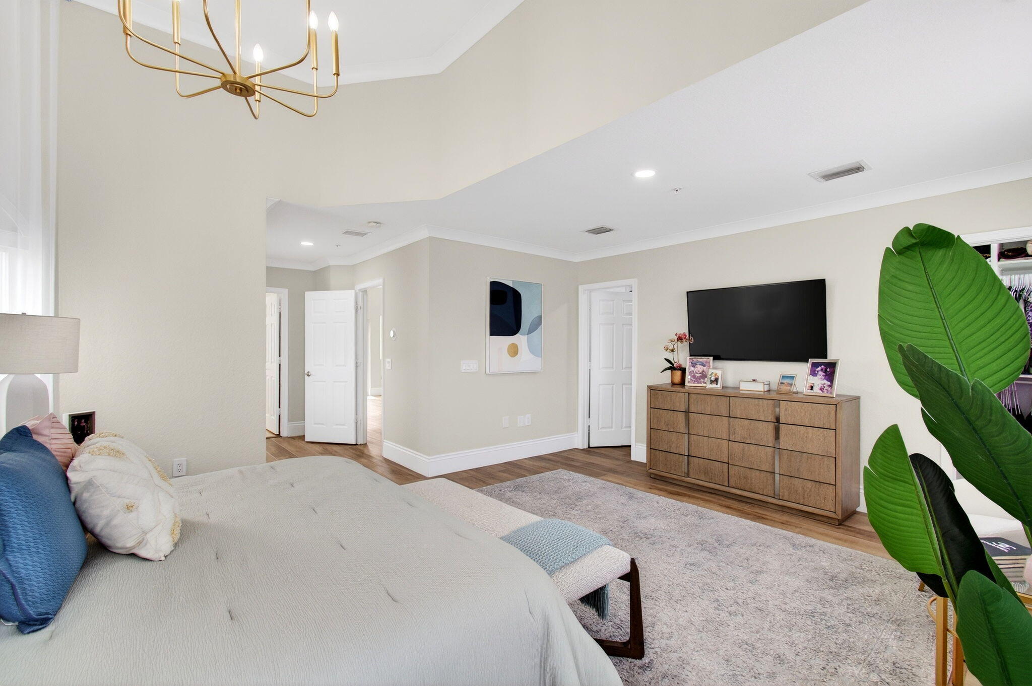 1942 NE 6th Street C