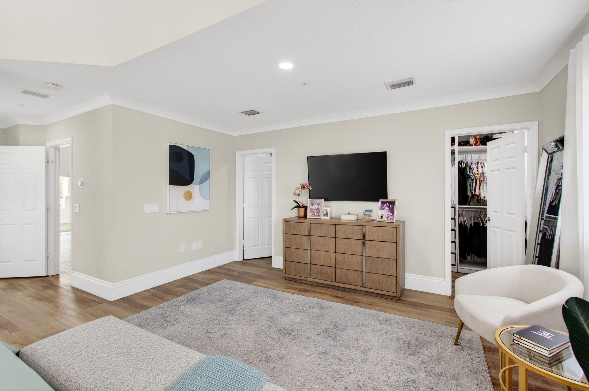 1942 NE 6th Street C