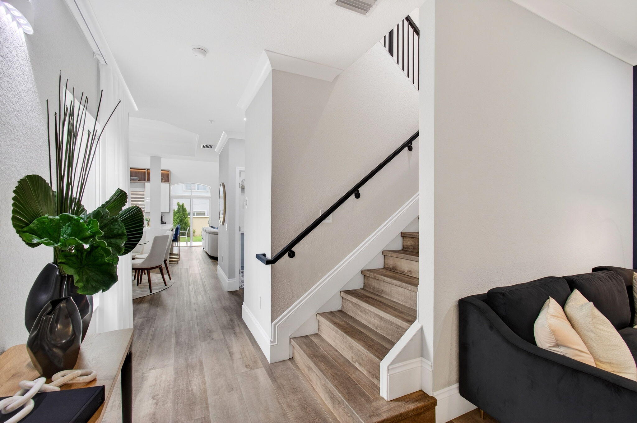 1942 NE 6th Street C