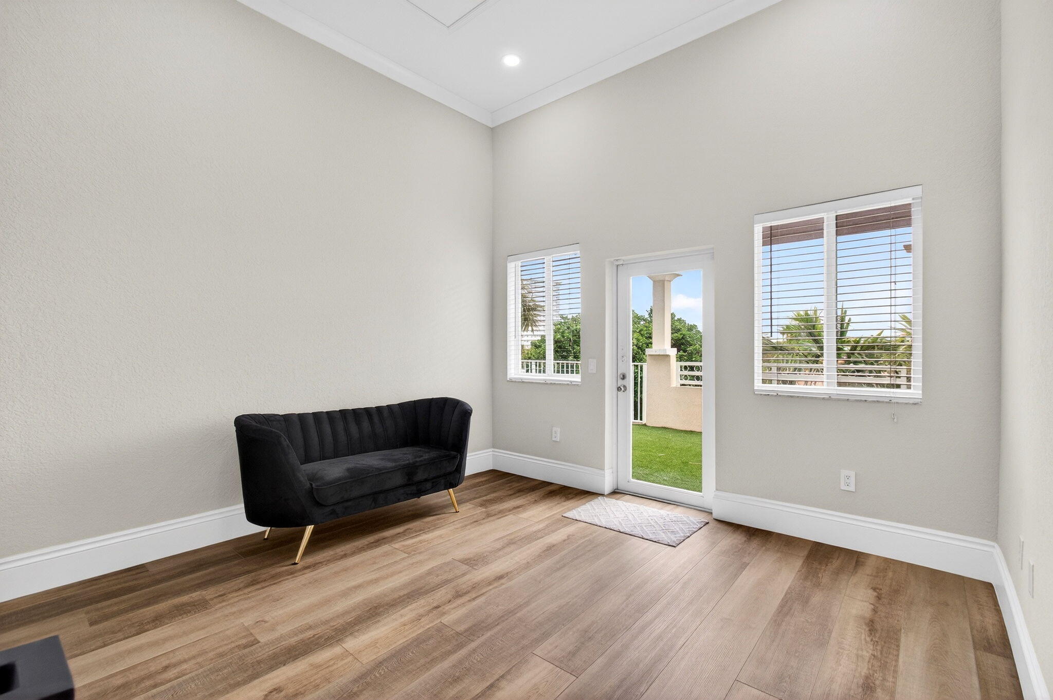 1942 NE 6th Street C