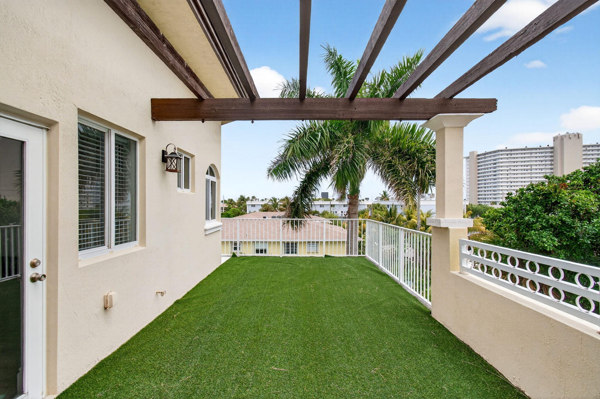 1942 NE 6th Street C