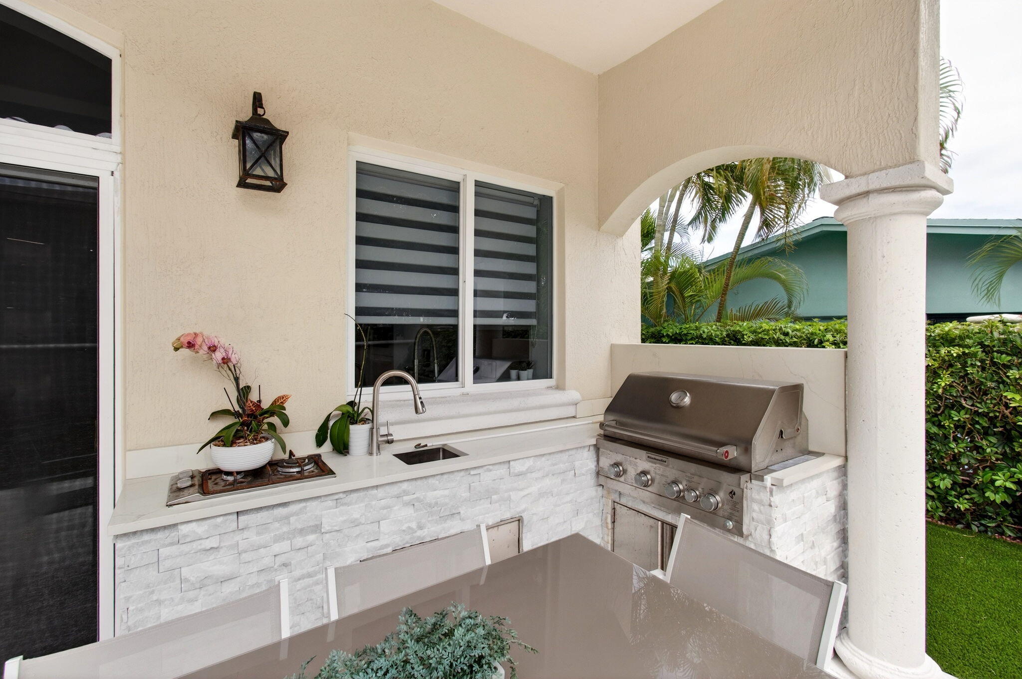 1942 NE 6th Street C