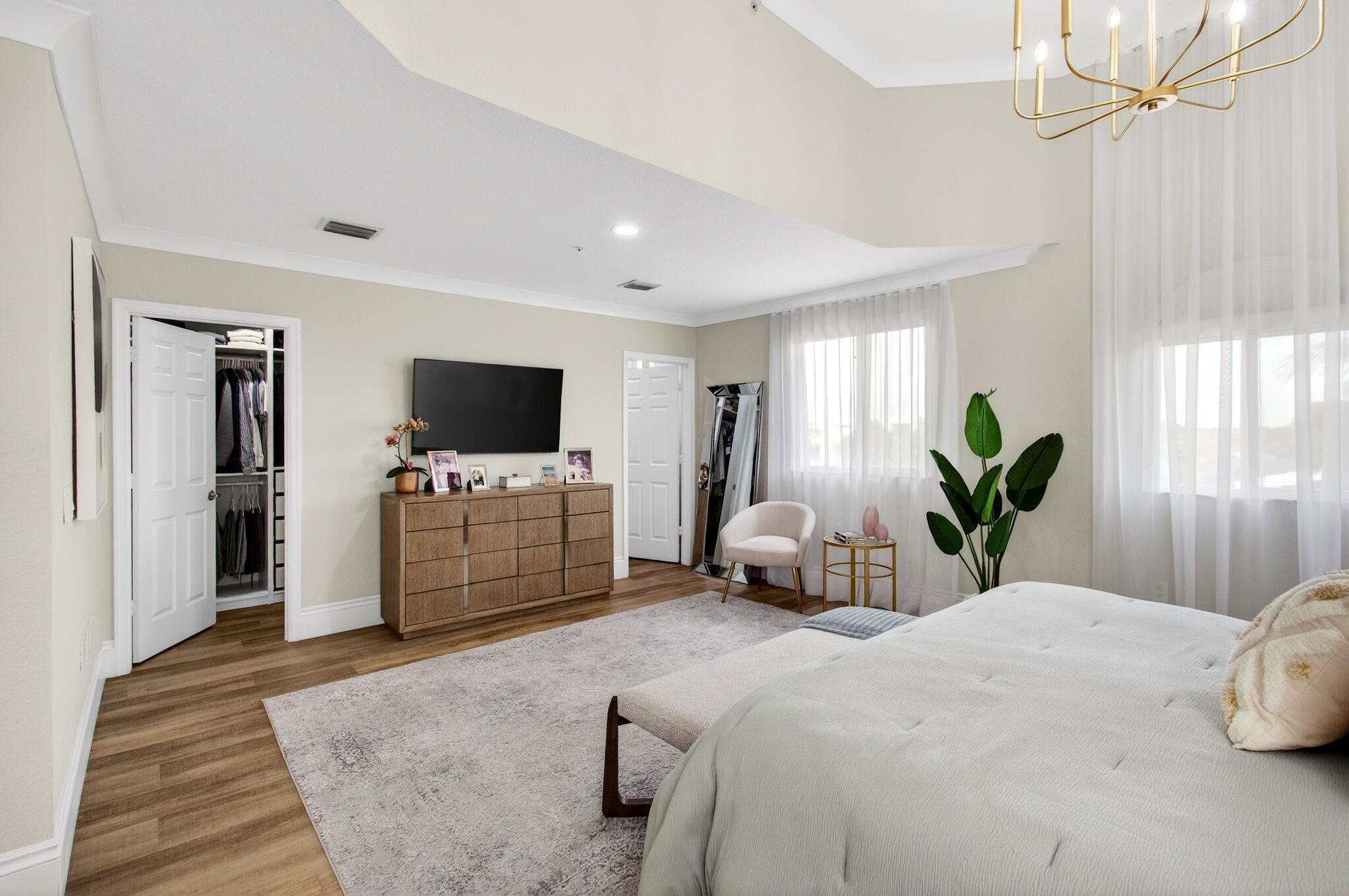 1942 NE 6th Street C