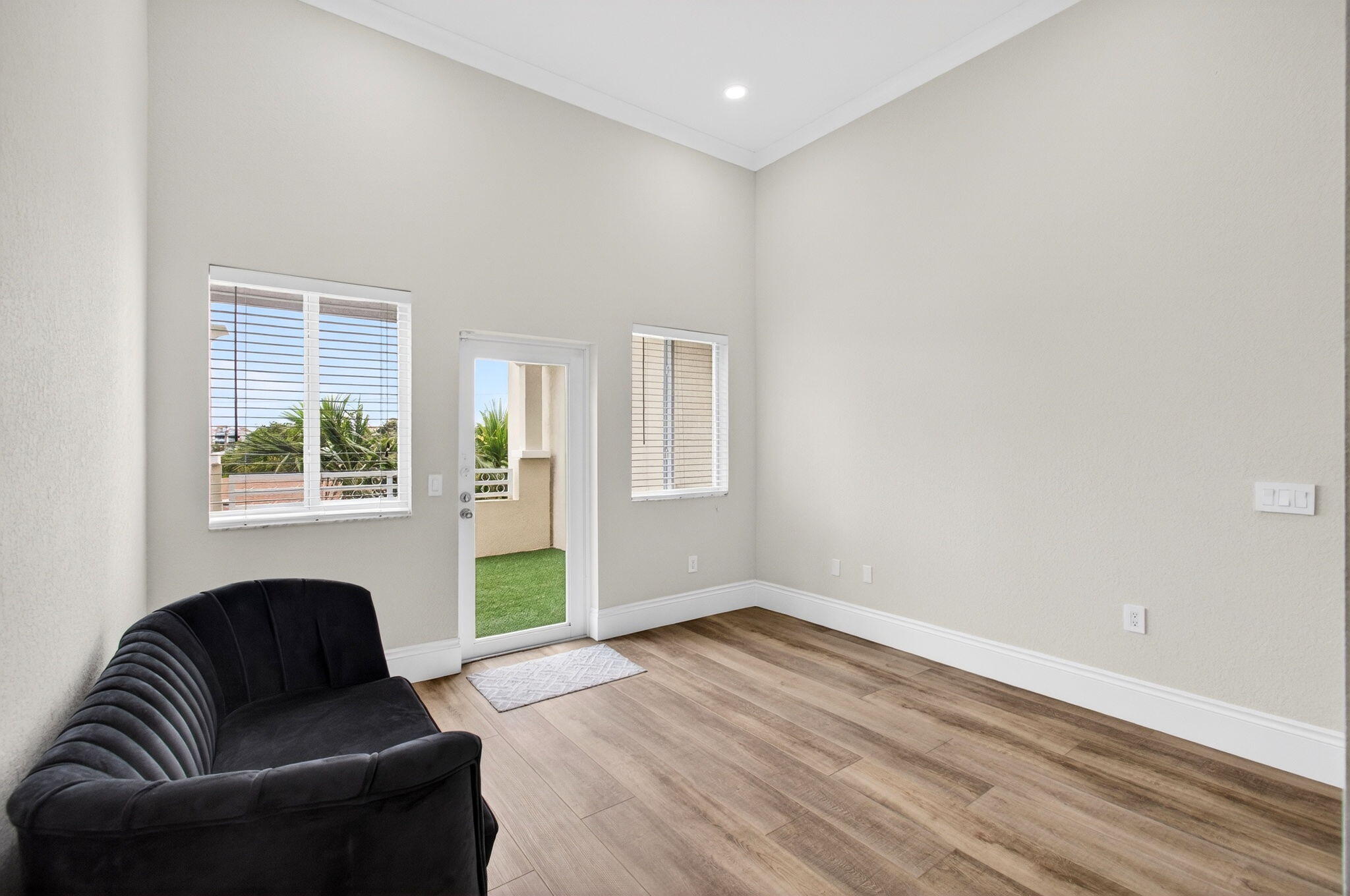 1942 NE 6th Street C