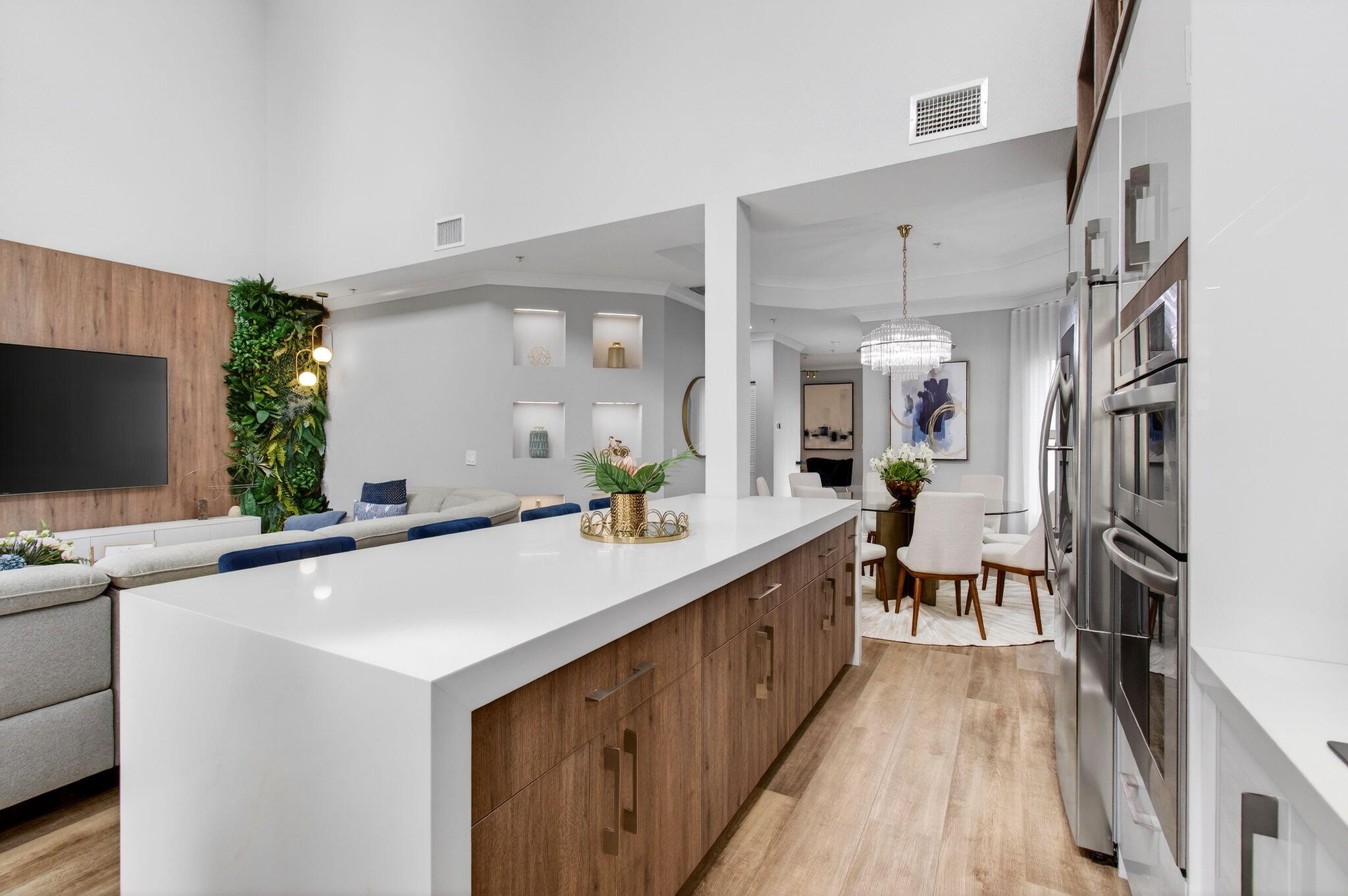 1942 NE 6th Street C