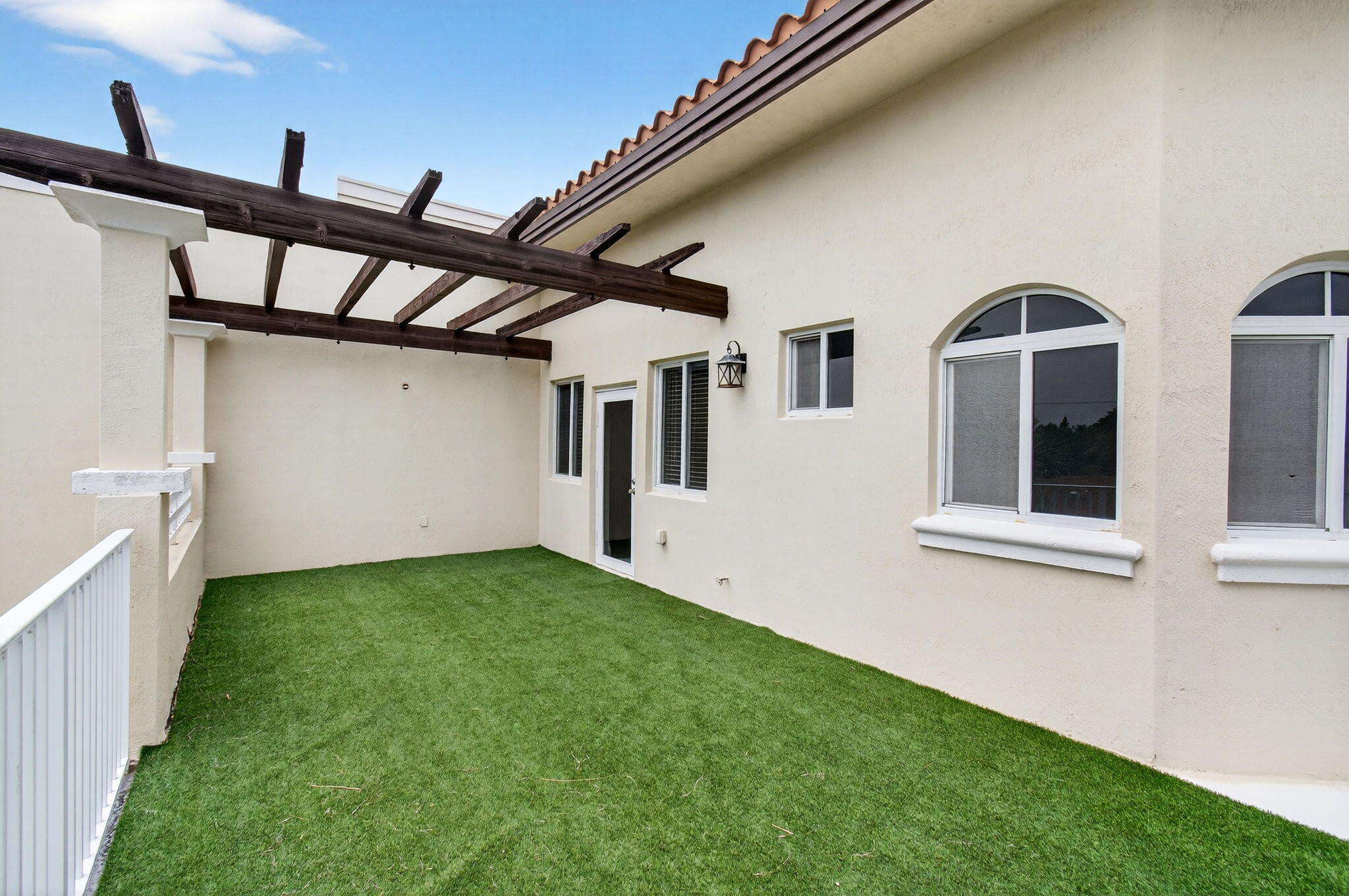 1942 NE 6th Street C